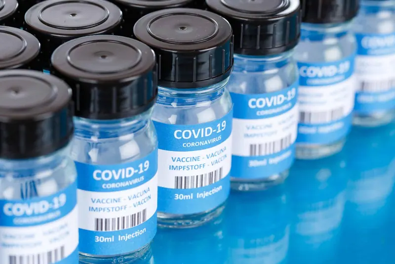 Un médecin sapeur-pompier exclu pour avoir volé des doses de vaccin